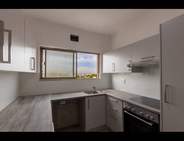 3 BEDROOM APARTMENT TO LET IN TABLE VIEW